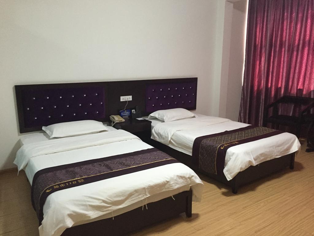 City 118 Inn Guilin Rum bild